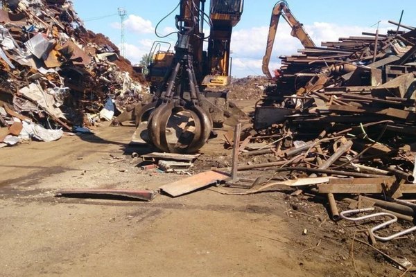 Nguồn phế liệu khan hiếm làm giá đồng nát sắt vụn tăng cao