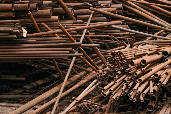 Phân loại các loại sắt phế liệu và địa chỉ thu mua sắt phế liệu uy tín, giá cao