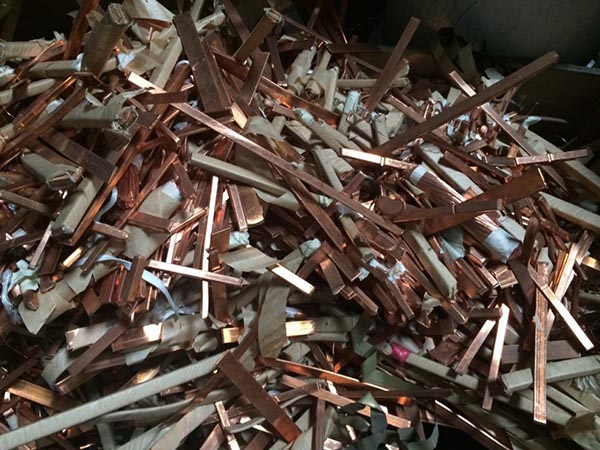 Sắt vụn, sắt gỉ phế liệu loại 2 từ tháo dỡ công trình và thiết bị cũ