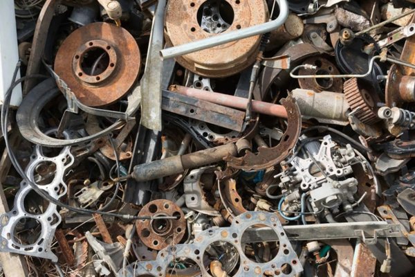 Phân loại các loại sắt phế liệu góp phần nâng cao ý thức tái chế trong cộng đồng