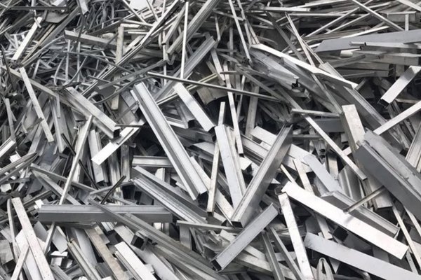 Phế liệu phi kim loại có khối lượng phát sinh lớn: Nhựa PET PVC HDPE, giấy carton và thủy tinh 