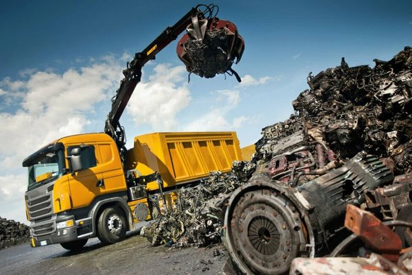 Phế Liệu Huy Lộc Phát áp dụng quy trình thu mua phế liệu đúng kỹ thuật, thân thiện môi trường