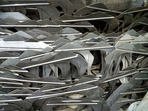Phế liệu inox được thu gom, phân loại để tái chế và tái sử dụng trong sản xuất công nghiệp