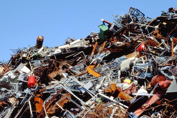 Phế Liệu Huy Lộc Phát đơn vị thu mua phế liệu Quận 6 uy tín, chuyên nghiệp