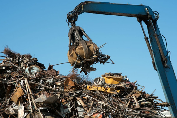 Dịch vụ thu mua phế liệu tại Quận 10 uy tín, minh bạch với giá cao nhất thị trường