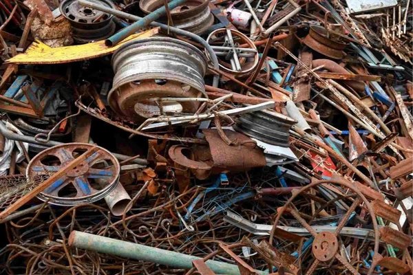 Phế Liệu Huy Lộc Phát thu mua phế liệu tại Quận 8 với giá cao, minh bạch, chuyên nghiệp